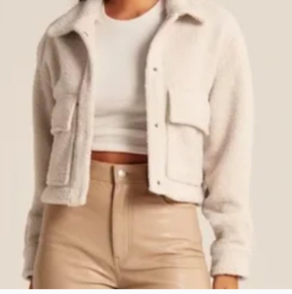 Abercrombie Women's Cropped Sherpa Shirt Jacket